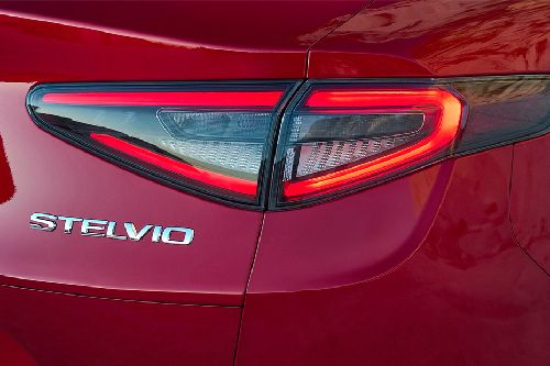 Stelvio Tail light