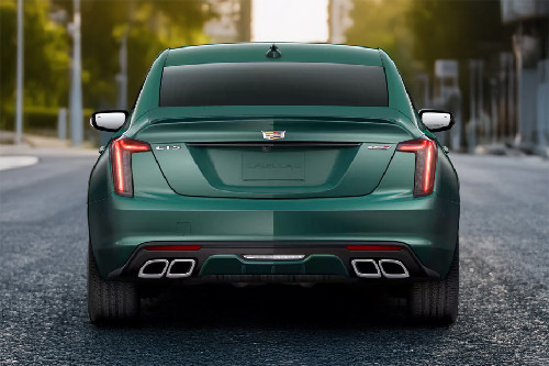 Full Rear View of كاديلاك سي تي 5 في