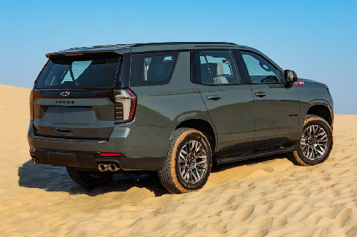 تاهو  Rear angle view