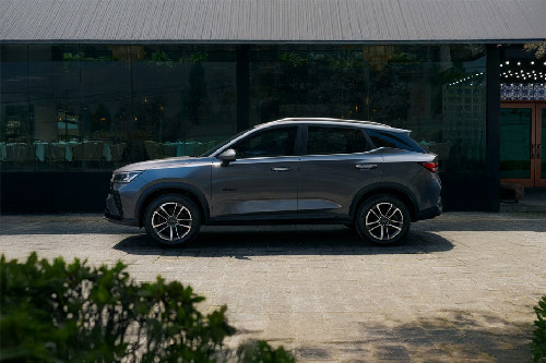 جروف 2026 Side view