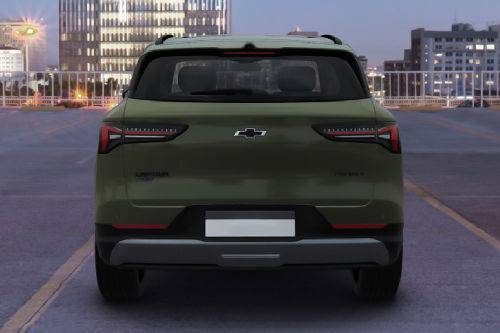 Full Rear View of شفروليه كابتيفا بي إتش إي في