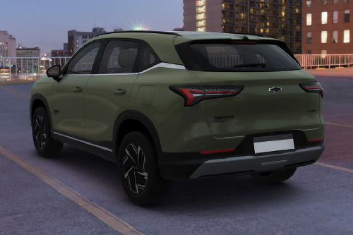 Rear Medium View of شفروليه كابتيفا بي إتش إي في