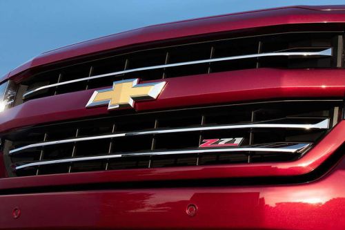 Silverado (2023-2024) Grille View