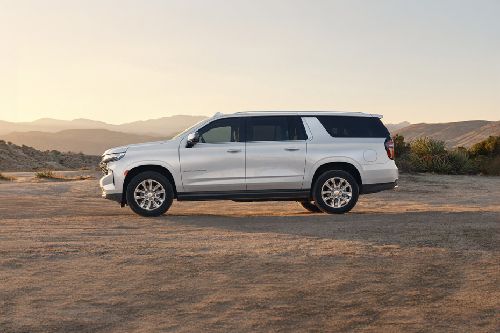 Chevrolet Suburban Full Side View