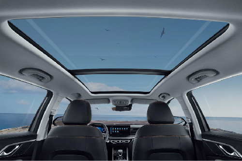 إم جي HS Sunroof Moonroof