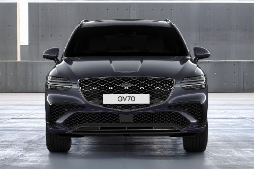 Full Front View of GV70
