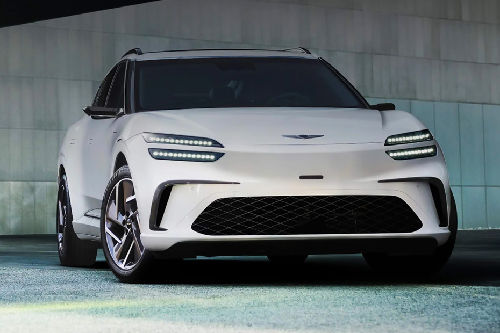 جي في 60 Medium Angle Front View
