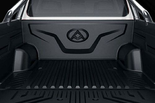 Trunk Open Closer View of تي 70 برو