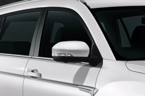 شانجان CS75 Drivers Side Mirror Front Angle