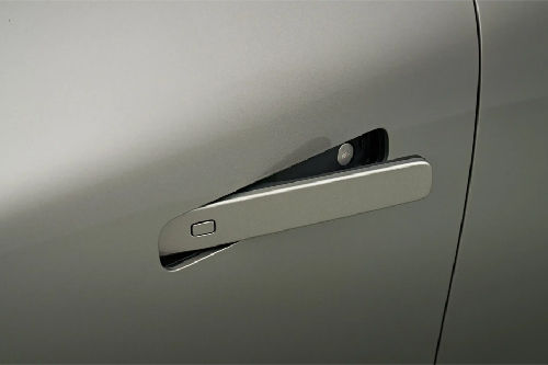 CS75 Plus Door handle