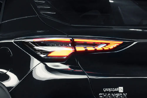 UNI-T Tail light
