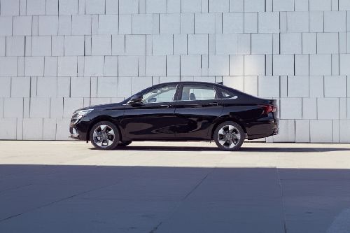 GAC GA4 Full Side View