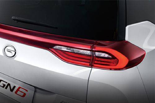 GN6 Tail light