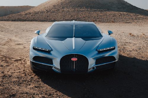 Full Front View of توربيون