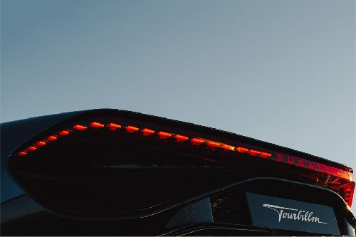 توربيون Tail light