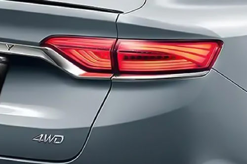 GEOMETRY C Tail light