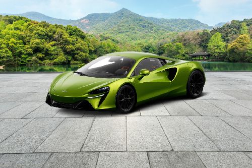 ماكلارين  أرتورا Front angle low view