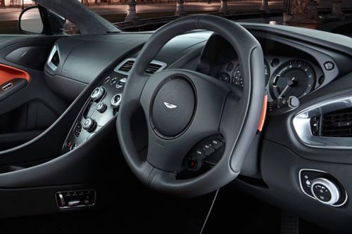 أستون مارتن Vanquish 2017-2023) Steering Wheel