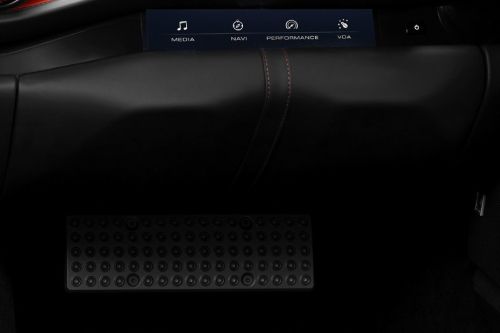 فيراري 812 Superfast Glove Box
