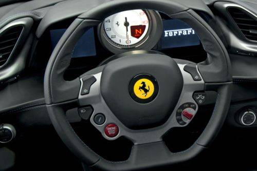 فيراري 488 Spider Multi Function Steering