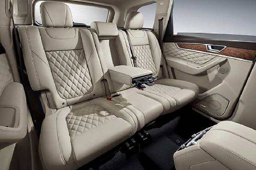 هونشي HS7 Rear Seats