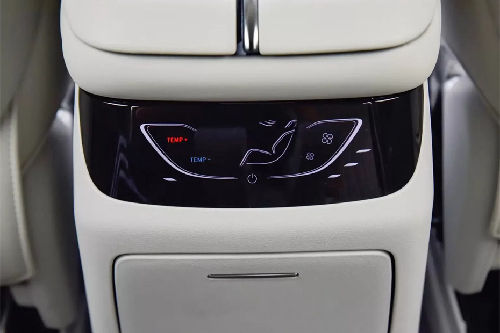V9 Rear AC Controls