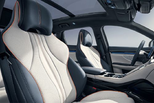 SONG PLUS Front Seats