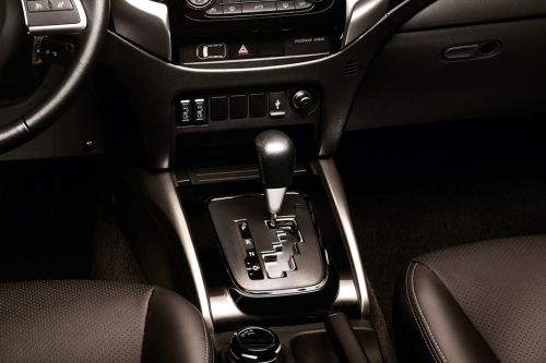 فيات Fullback Gear Shifter