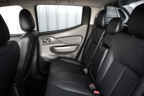 فيات Fullback Rear Seats