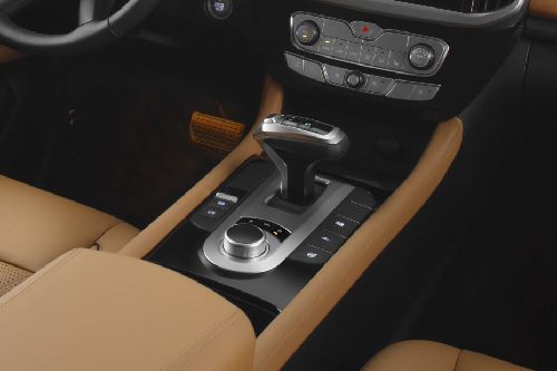 GWM Poer-Individuals Gear Shifter