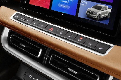 Front AC Controls of GWM بوَر