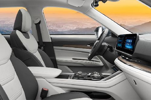  (2023-2024)تريتوري Front Seats