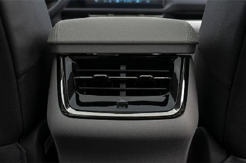  (2023-2024)تريتوري Rear AC Controls