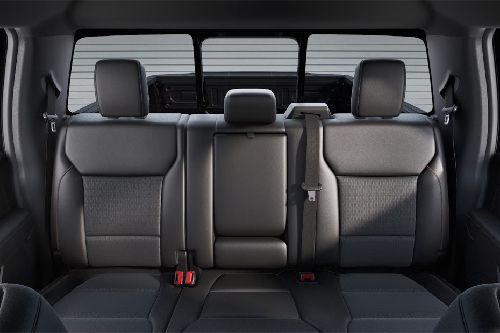 فورد F-150 (2025) Rear Seats