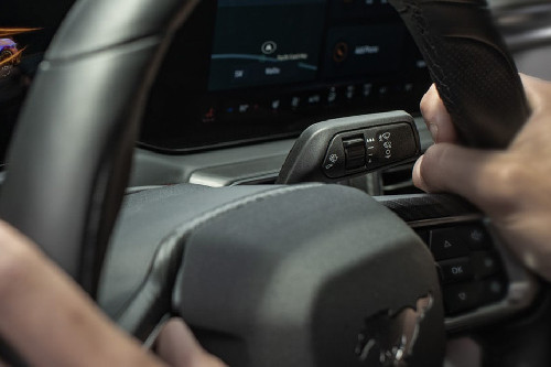 فورد موستانج Multi Function Steering