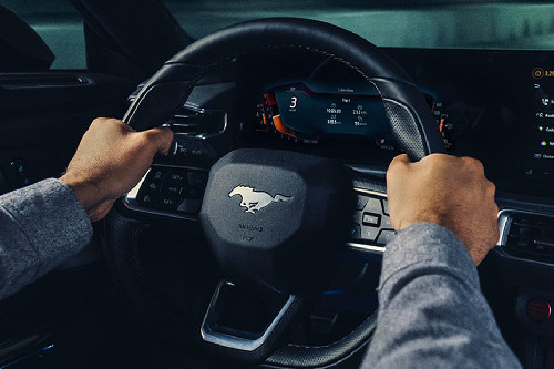 فورد موستانج Steering Wheel
