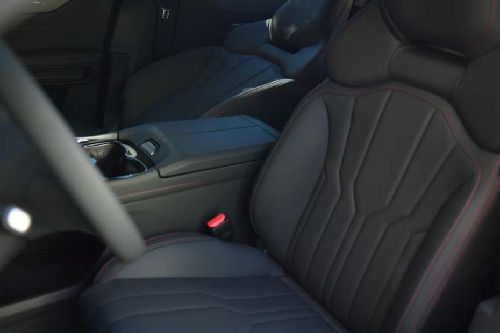 S06 Front Seats