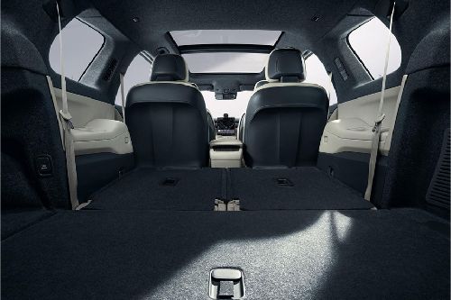 Folding Seats of NIO ES8