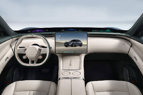 Dashboard View of واي يو 7