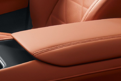 S05 Front Center Divider