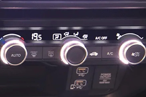 Front AC Controls of Honda City