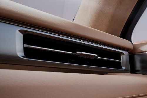 II Front Side Ac Vents