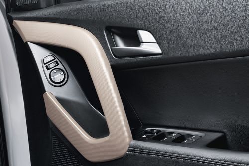 door handle interior of هيونداي Creta(2021-2022)