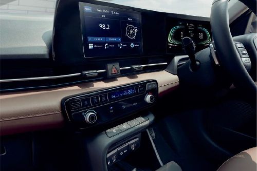 Front AC Controls of هيونداي أكسنت