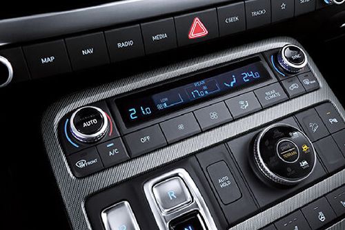 Front AC Controls of هيونداي Palisade (2022-2023)