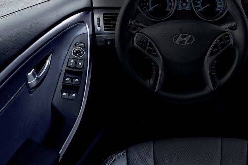 هيونداي i30 Drivers Side In Side Door Controls