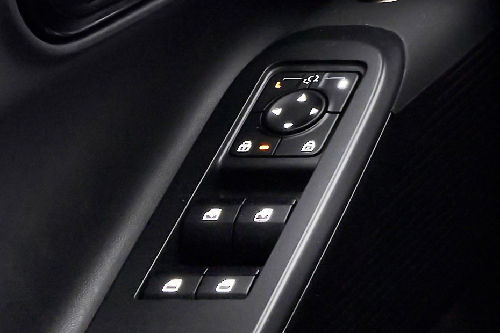 هيونداي أيونيك 3 Drivers Side In Side Door Controls