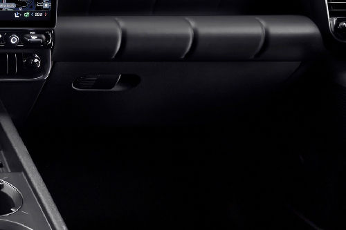 هيونداي أيونيك 3 Glove Box