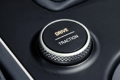 Hyundai {Model} Traction Mode Selector