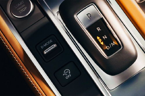 Center Controls of Infiniti QX60